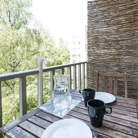 Apartamento Cute Parc Chaumont Studio Paris